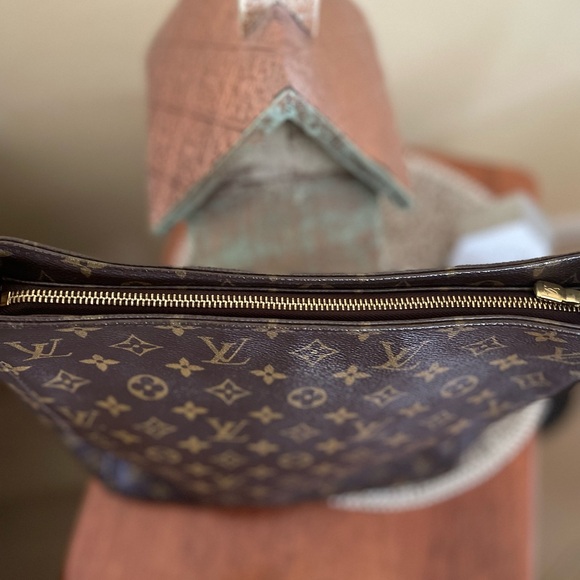 Louis Vuitton Looping Shoulder Bag Brown Monogram GM - Picture 5 of 14